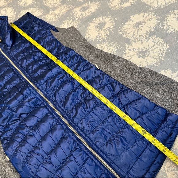 EUC Calvin Klein Performance down vest, size S - Picture 11 of 11